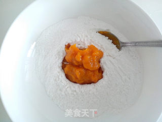 南瓜糖不甩的做法步骤：1
