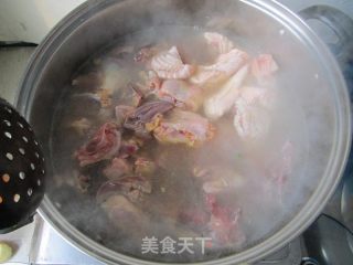 小笨鸡炖蘑菇的做法步骤：5