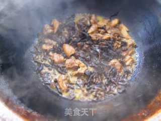 小笨鸡炖蘑菇的做法步骤：9
