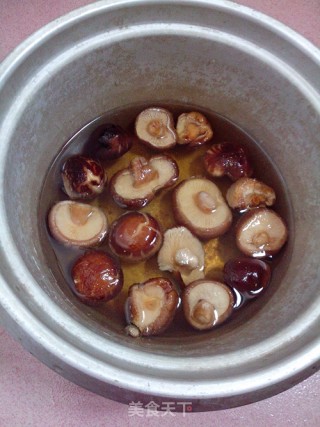 【节庆家宴：花好月圆】绿花伴香冬的做法步骤：1