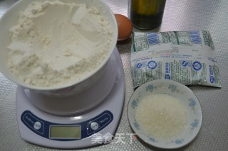 DIY双层牛肉堡【巨无霸汉堡】的做法步骤：1