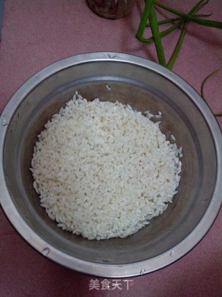 【节庆家宴：团团圆圆】珍珠糯米肉圆的做法步骤：1