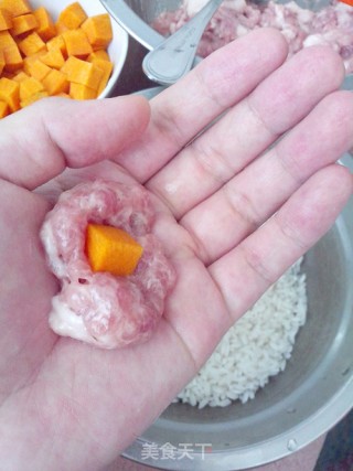 【节庆家宴：团团圆圆】珍珠糯米肉圆的做法步骤：4