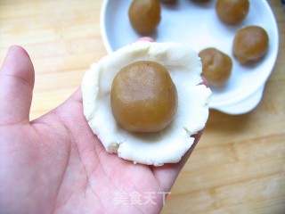 祝大家中秋快乐——玉米马蹄冰皮月饼的做法步骤：9