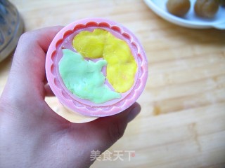 祝大家中秋快乐——玉米马蹄冰皮月饼的做法步骤：13