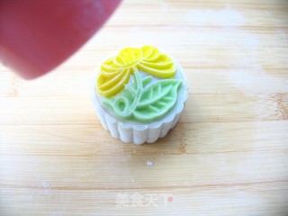 祝大家中秋快乐——玉米马蹄冰皮月饼的做法步骤：15