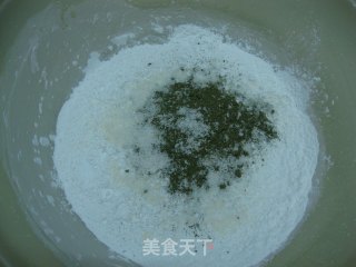 【凤梨抹茶团子】-----把不想吃的月饼变废为宝哦的做法步骤：1