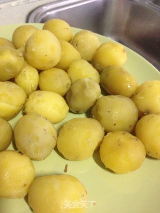 椒盐小土豆的做法步骤：2