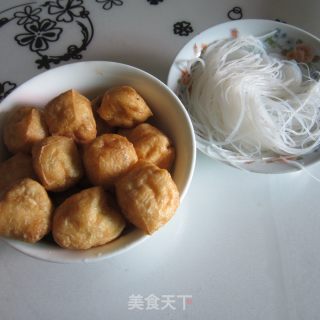 粉丝猪肉狮子头的做法步骤：1