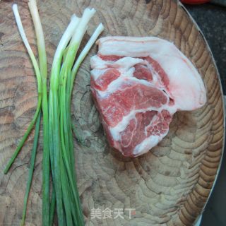 粉丝猪肉狮子头的做法步骤：2