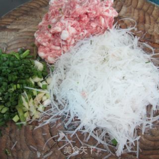粉丝猪肉狮子头的做法步骤：3