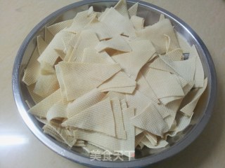 尖椒炒干豆腐的做法步骤：3