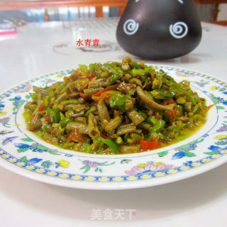 辣椒丁炒咸豆角的做法步骤：7
