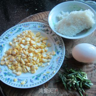 甜玉米炒饭的做法步骤：2