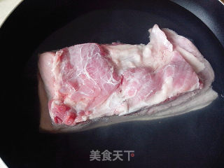 脆皮烧肉的做法步骤：2