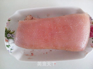 脆皮烧肉的做法步骤：12