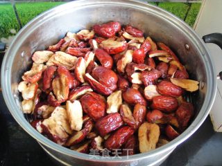 枣泥无花果月饼的做法步骤：2