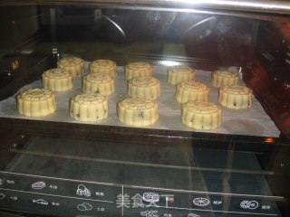 枣泥无花果月饼的做法步骤：21