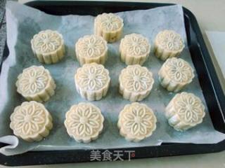 五仁月饼的做法步骤：11