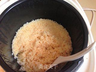 煲仔饭--简单的无可抵挡的美味诱惑的做法步骤：1