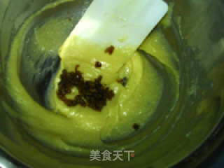 炭烧莲蓉蛋黄月饼的做法步骤：6
