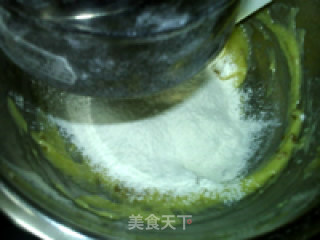 炭烧莲蓉蛋黄月饼的做法步骤：7
