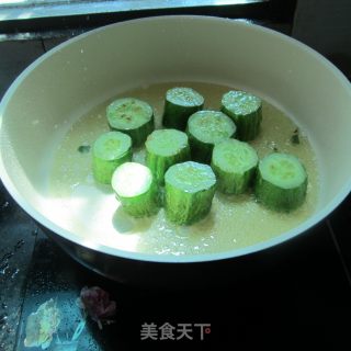 黄瓜肉筒的做法步骤：7