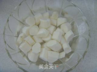 健脾补气---山药薏仁芡实粥的做法步骤：2