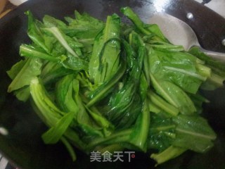 清炒油麦菜的做法步骤：3