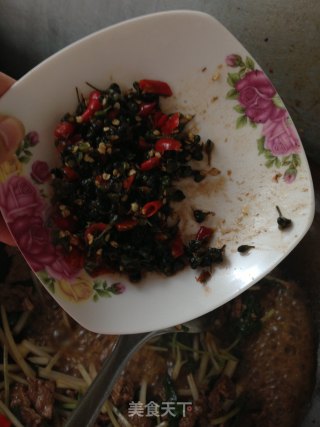 芹菜炒黄牛肉的做法步骤：6