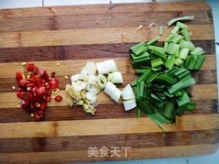 野番茄烧蘑芋的做法步骤：4
