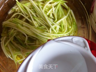 【西葫芦塌子】的做法步骤：5