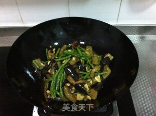 私家豆角烧茄子的做法步骤：6