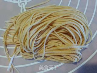手工胡萝卜面的做法步骤：13