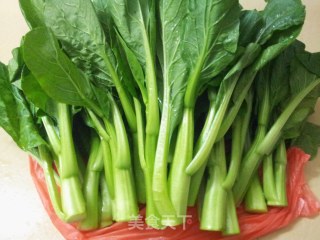盐水菜心的做法步骤：1