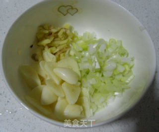 宫保杏鲍菇的做法步骤：4