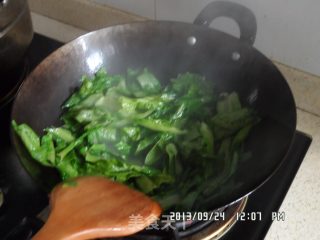 炝炒油麦菜的做法步骤：3