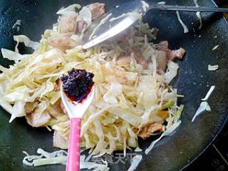 肉片炒卷心菜的做法步骤：7