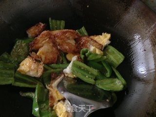 辣椒荷包蛋的做法步骤：7