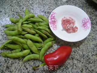 肉末炒毛豆的做法步骤：1