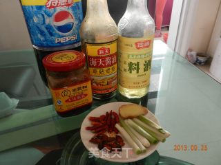 可乐鸡翅根的做法步骤：2