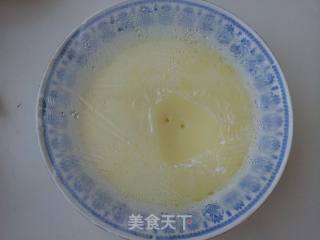 海鲜蛋羹的做法步骤：1