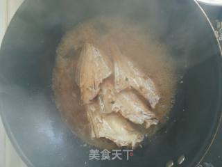 红烧剥皮鱼的做法步骤：7