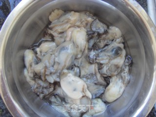 牡蛎豆腐白菜汤的做法步骤：1
