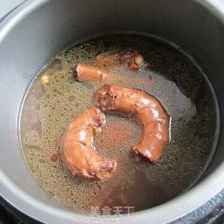 蒜米卤脖子的做法步骤：1