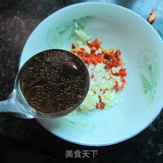 蒜米卤脖子的做法步骤：4