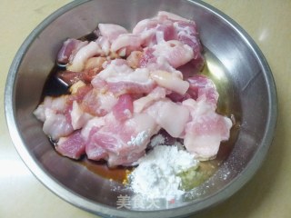 榨菜蒸猪肉的做法步骤：2