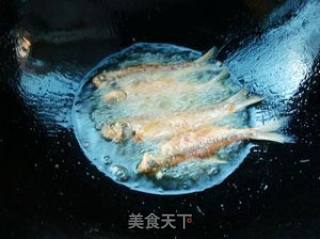 河鱼酸菜汤的做法步骤：4