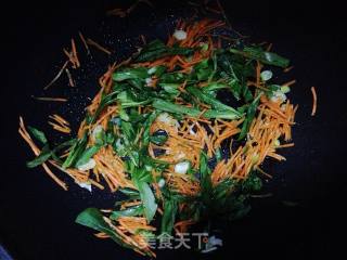 【黄金咸汤】--粗粮细做快速粥汤的做法步骤：4