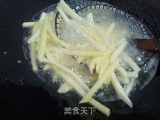 简易版炸薯条的做法步骤：4